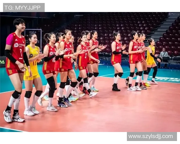 女排中国队迎战意大利队争夺四强席位全力以赴展现巅峰实力