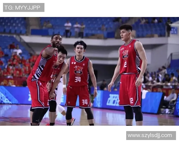 安徽文一队迎战劲敌全力争胜展现球队实力与团结精神