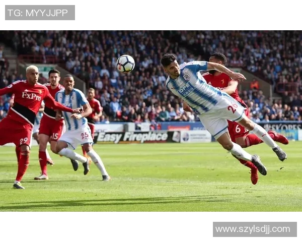 沃特福德与哈德斯联赛对决精彩回顾与赛后分析