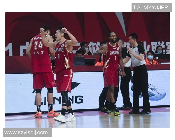 毒蛇队与德克萨斯的激烈对决谁将赢得这场篮球盛宴