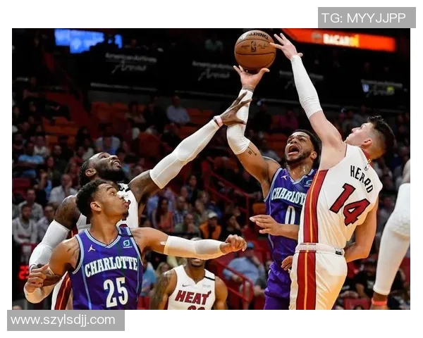 伊普斯与吉灵汉姆精彩对决直播全程回顾与分析 伊普斯与吉灵汉姆精彩对决直播全程回顾与分析