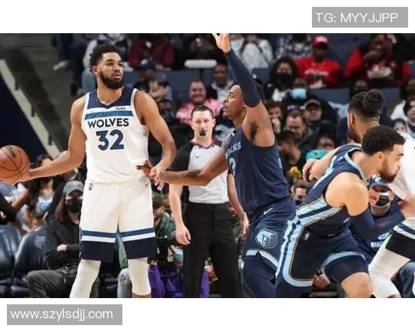 勇士与灰熊激战12月30日谁能在关键时刻逆转胜局 勇士与灰熊激战12月30日谁能在关键时刻逆转胜局