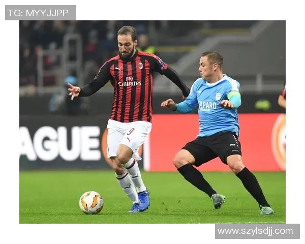 华沙与迪德朗日的精彩对决揭示足球战术与团队合作的魅力 华沙与迪德朗日的精彩对决揭示足球战术与团队合作的魅力