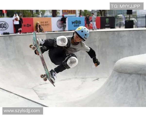 成都滑板队个人能力分析与滑板文化的深度探讨 成都滑板队个人能力分析与滑板文化的深度探讨